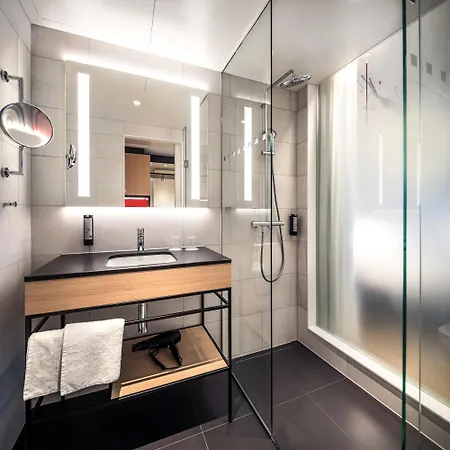 Intercityhotel 호텔 4*