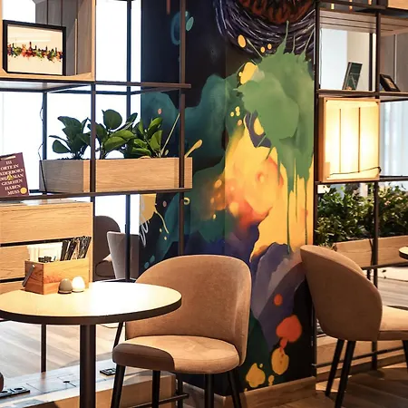 Отель Intercityhotel 4*
