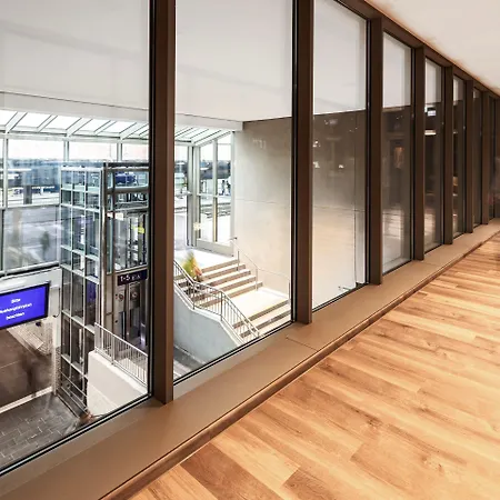 Intercityhotel 4*