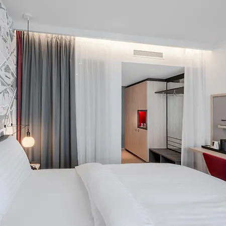 Отель Intercityhotel Падерборн