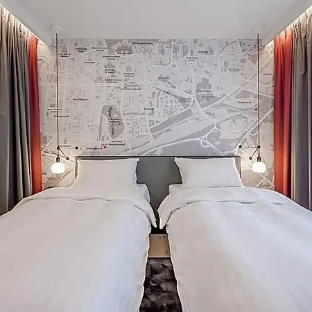 Intercityhotel 4*