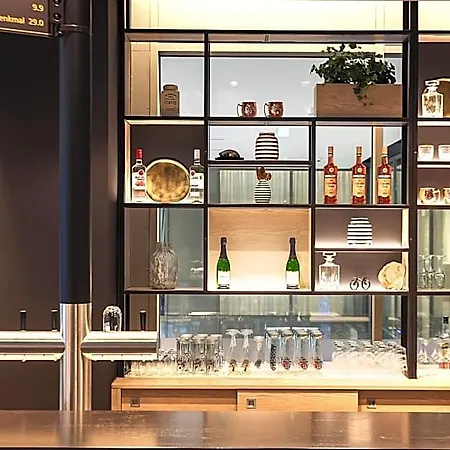 호텔 Intercityhotel