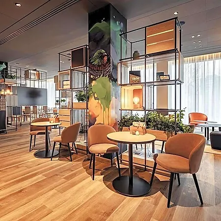 Intercityhotel 호텔 4*